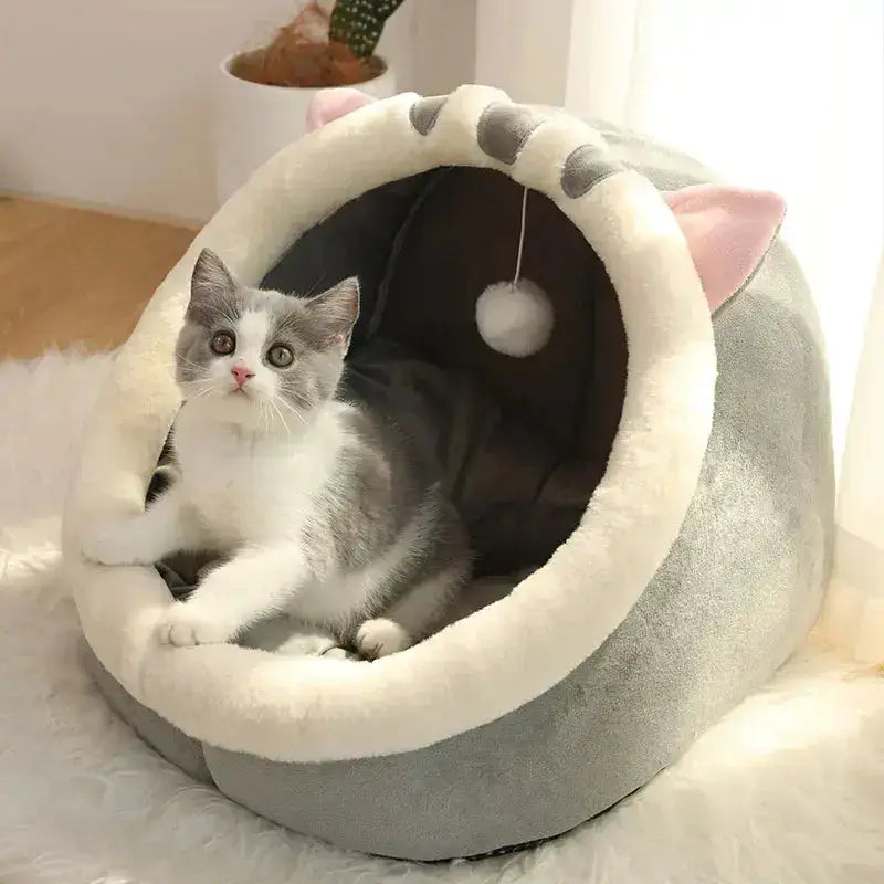 Cat Cozy Nest Dreamer: Luxurious Warmth & Comfort Cat Bed"Spoil Your Cat with Luxury: A Dreamy Retreat for Ultimate Comfort" Treat your beloved feline friend to the lap of luxury with our Cat Cozy Nest Dreamer.£11.9
